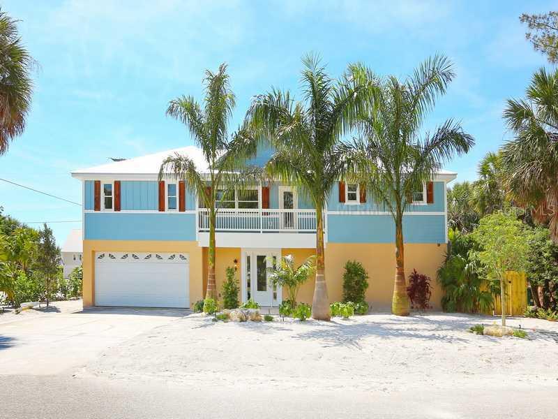 129 52nd St, Holmes Beach, FL 34217
