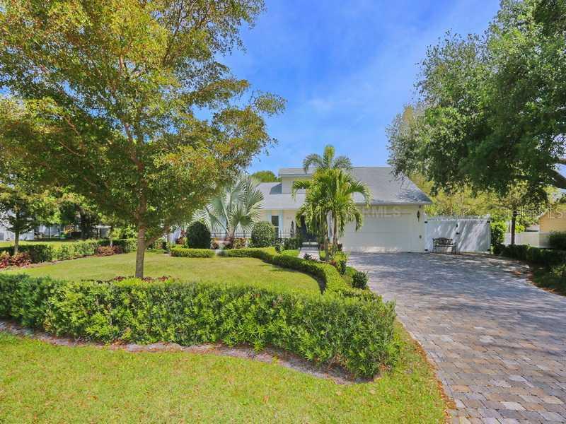 7310 16th Ave., Bradenton, FL 34209