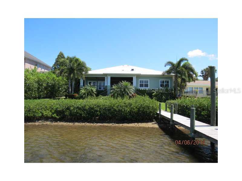 731 Hillcrest Dr., Bradenton, FL 34209