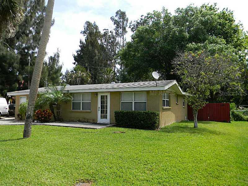 1911 45th Street Ct., Bradenton, FL 34208