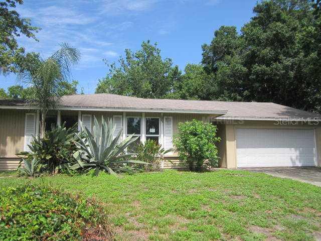 5011 Leon Dr., Palmetto, FL 34221