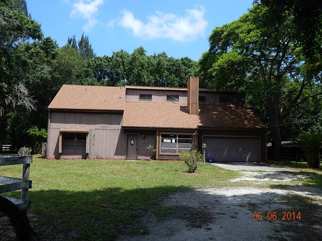 5925 38th Ave., Bradenton, FL 34208