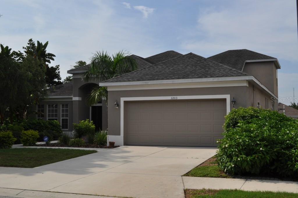 3203 42nd Ave., Bradenton, FL 34208