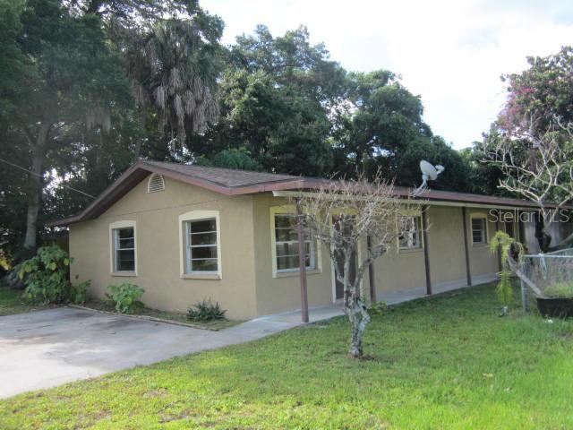 201 9th St. #A&B, Palmetto, FL 34221