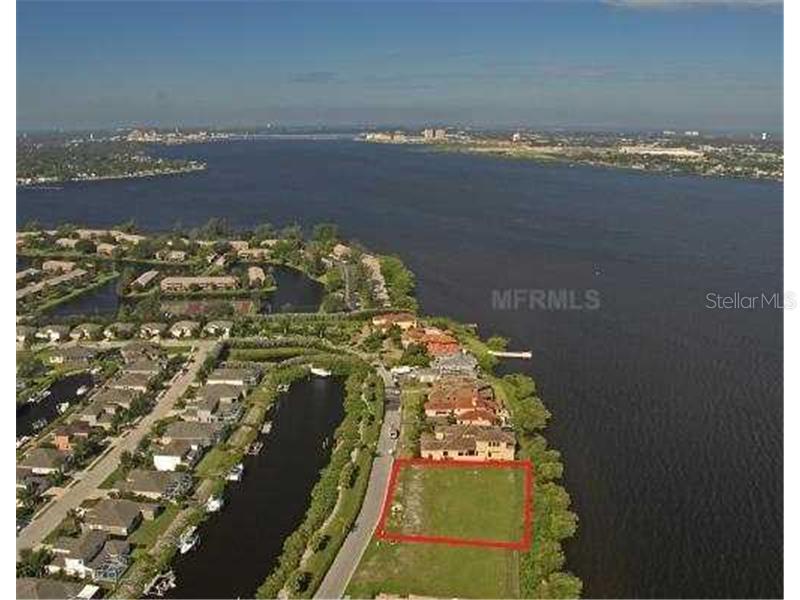 4019 Hawk Island Dr., Bradenton, FL 34208