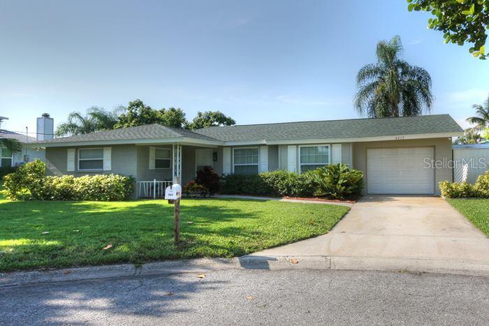 4517 Pinfish Ln., Palmetto, FL 34221