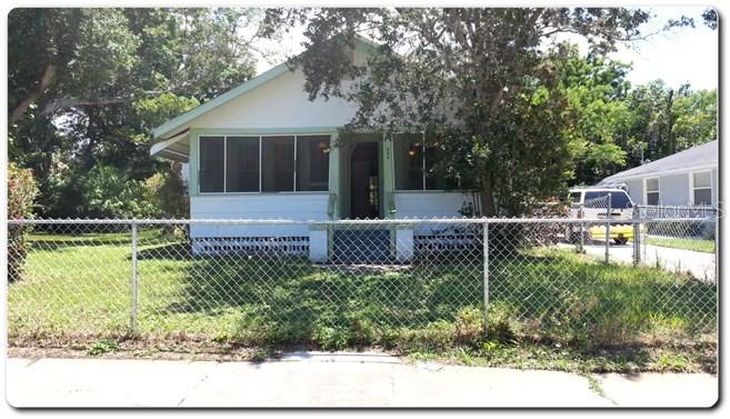 302 3rd Ave., Bradenton, FL 34208
