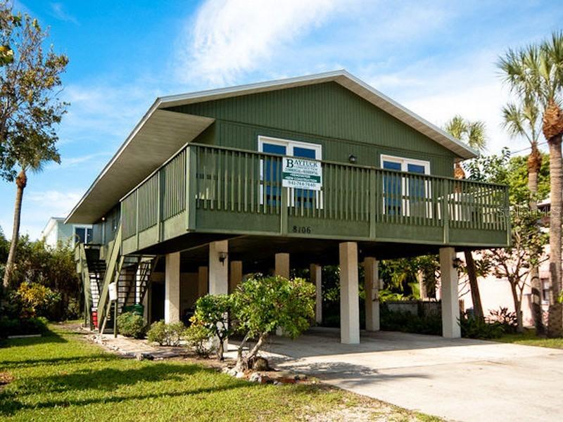 8106 Gulf Dr. #A & B, Holmes Beach, FL 34217