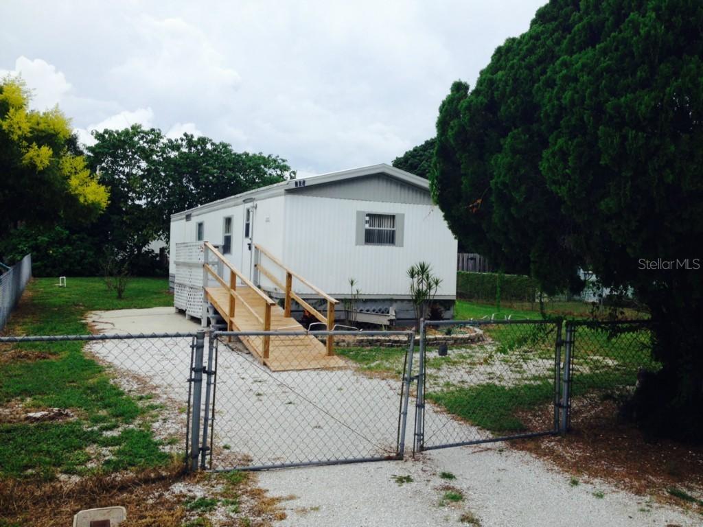 203 Jessica St., Nokomis, FL 34275