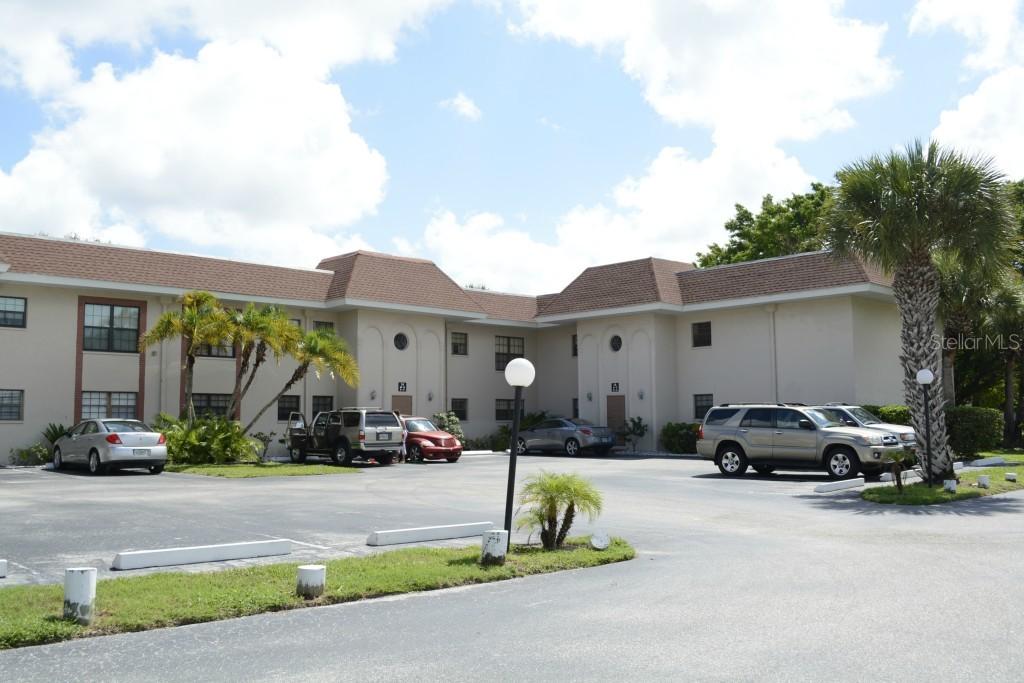 2727 75th St. #1AP, Bradenton, FL 34209