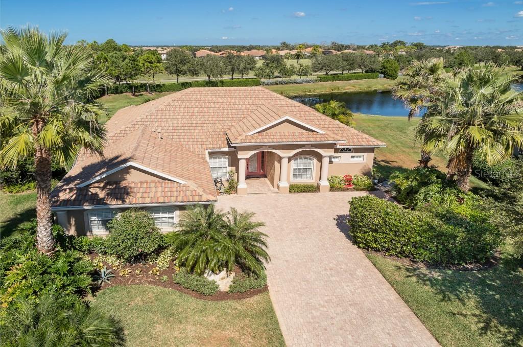 7676 Camden Harbour Dr., Bradenton, FL 34212