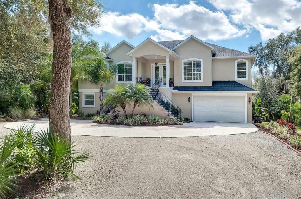 3410 26th Ave., Bradenton, FL 34208