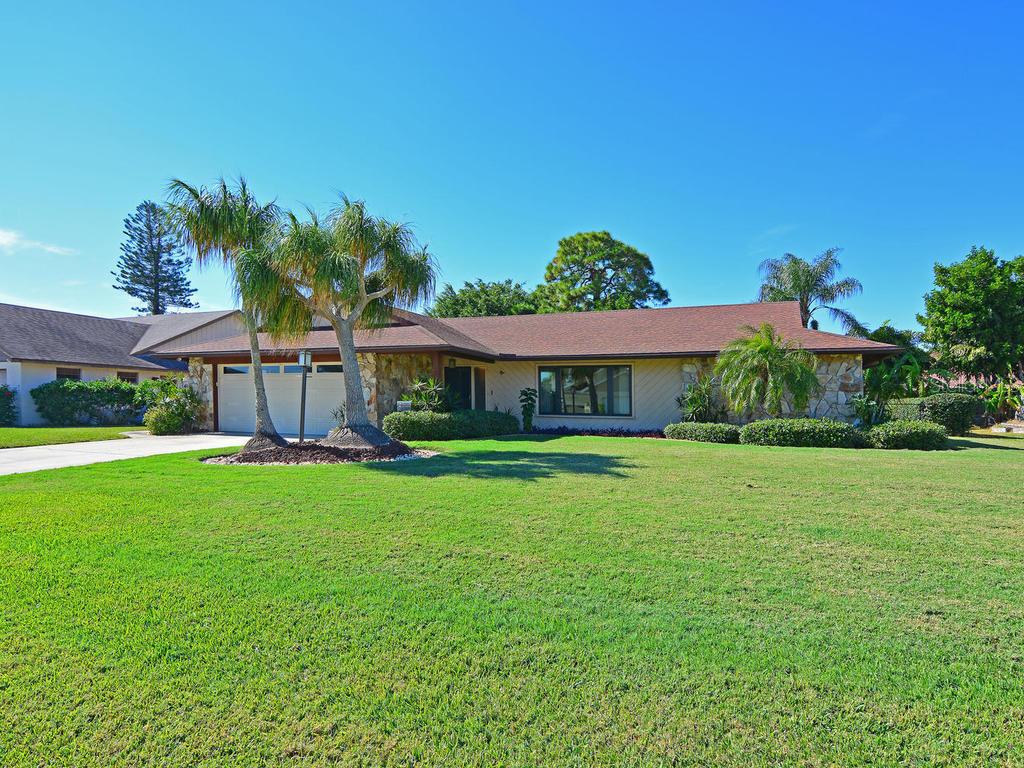 6120 45th St., Bradenton, FL 34210