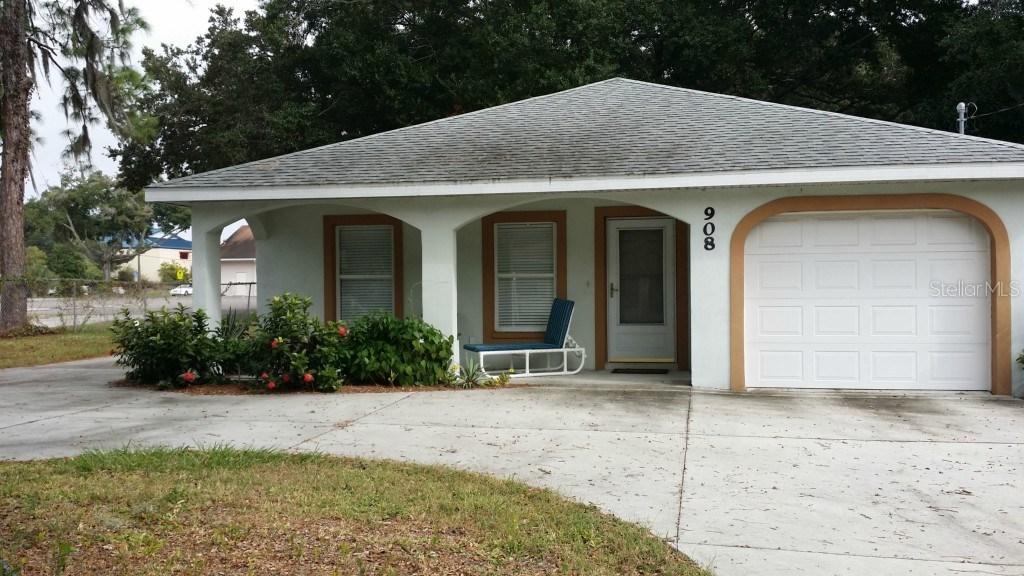 908 18th Ave., Palmetto, FL 34221