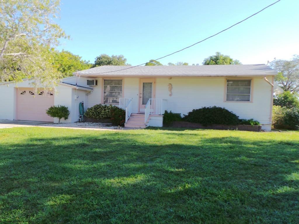 6919 21st St., Bradenton, FL 34207