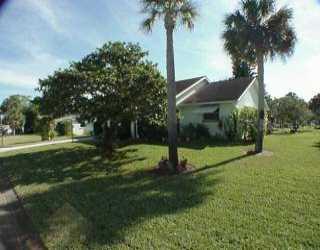 519 Bellaire Dr., Venice, FL 34293