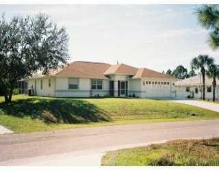3381 Moravia Ave., North Port, FL 34286