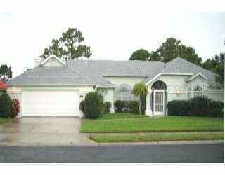 5011 Southern Pine Cir., Venice, FL 34293