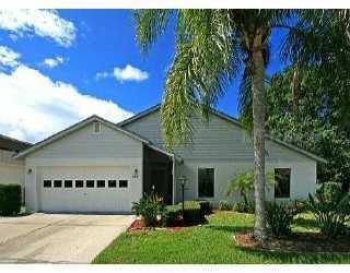 323 Falling Water Ln, Englewood, FL 34223