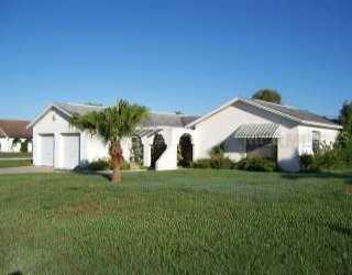 401 Pineview Dr., Venice, FL 34293