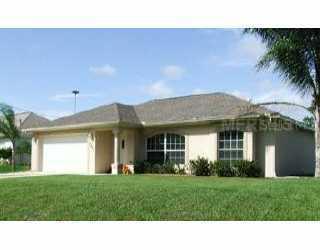 2442 Manheim Ave., North Port, FL 34286