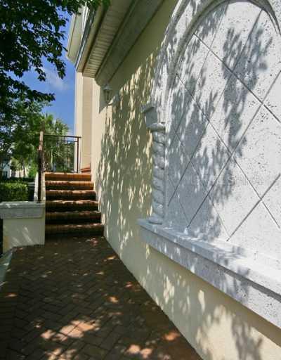 1912 Triano Cir., Venice, FL 34292