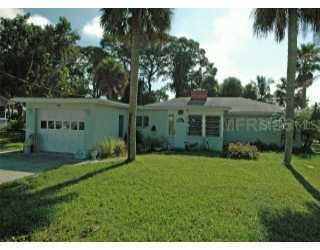 249 North Dr., Englewood, FL 34223