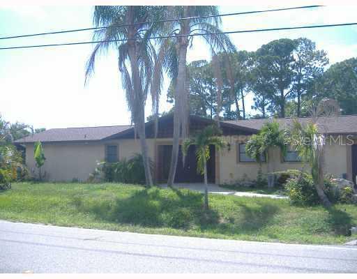 700 S Oxford Dr., Englewood, FL 34223