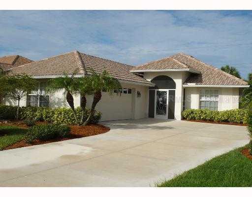 140 Grand Oak Cir., Venice, FL 34292