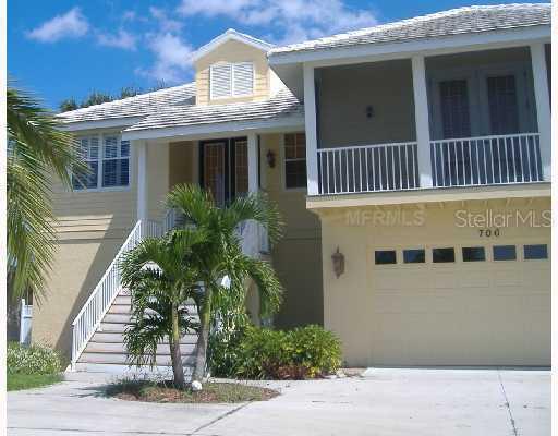 706 N Albee Farm Rd., Nokomis, FL 34275