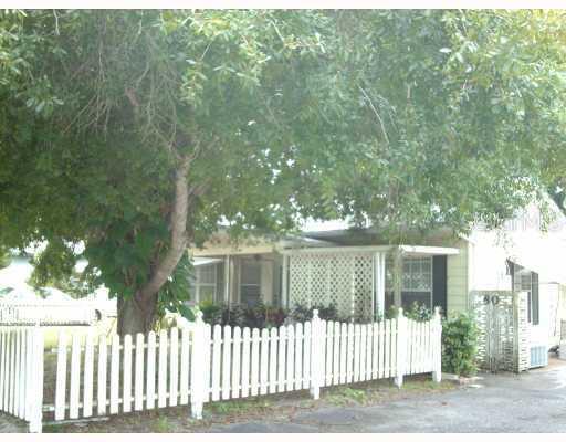 80 Old Englewood Rd., Englewood, FL 34223