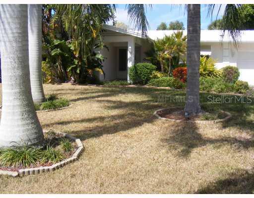 548 Blue Jay Pl., Sarasota, FL 34236