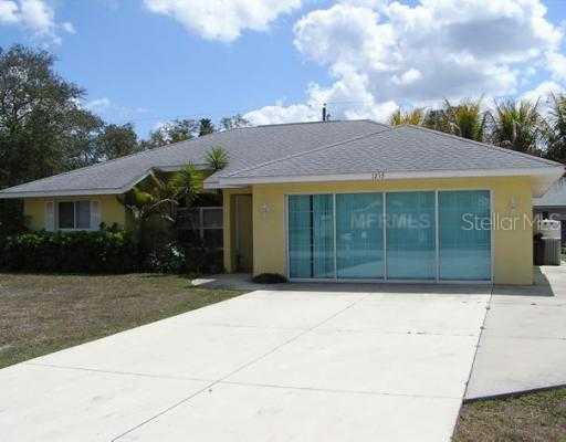 1215 Palmetto Dr., Venice, FL 34293