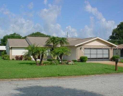 443 Pineview Dr., Venice, FL 34293