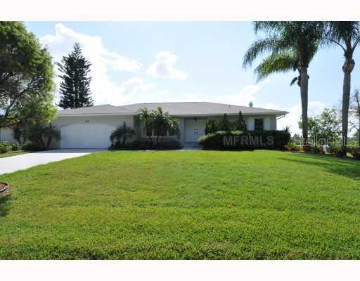 806 Bayview Dr., Nokomis, FL 34275