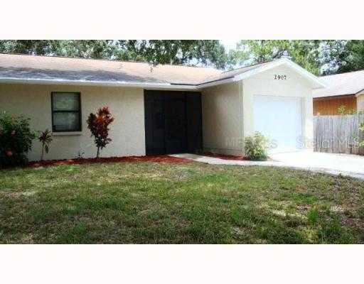 2907 Lynnhurst St., Sarasota, FL 34239