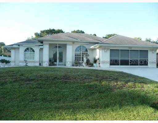 9323 Saint Catherine Ave., Englewood, FL 34224