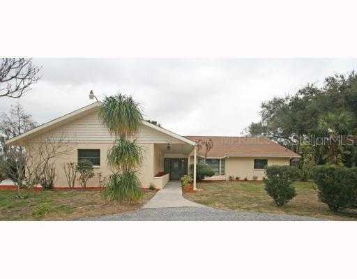 728 Crestwood Rd., Englewood, FL 34223
