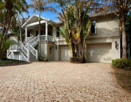 559 Bob Hope Dr., Nokomis, FL 34275