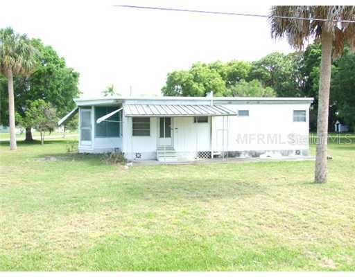 512 Ravenna St., Nokomis, FL 34275