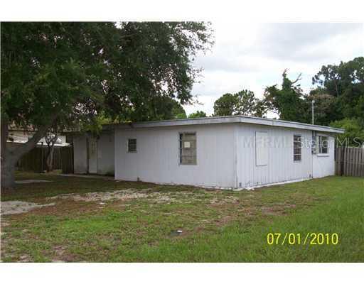 917 E 2nd St., Englewood, FL 34223