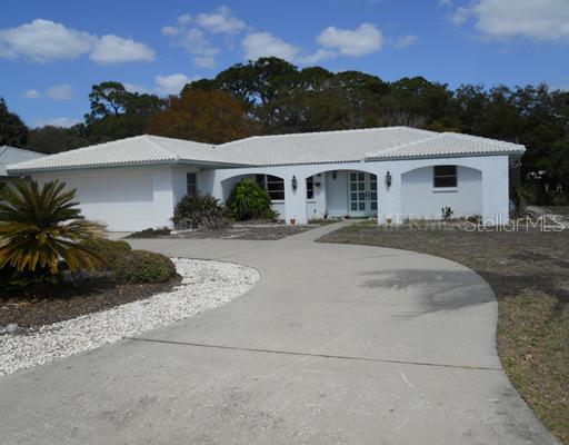 127 Da Vinci Dr., Nokomis, FL 34275