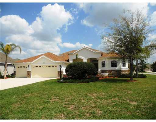 7625 Heyward Cir., Bradenton, FL 34201