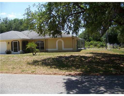 945 Macon Rd., Venice, FL 34293