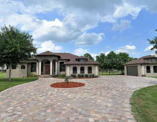 1740 Mackintosh Blvd., Nokomis, FL 34275