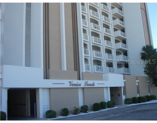 633 Alhambra Rd. #904, Venice, FL 34285