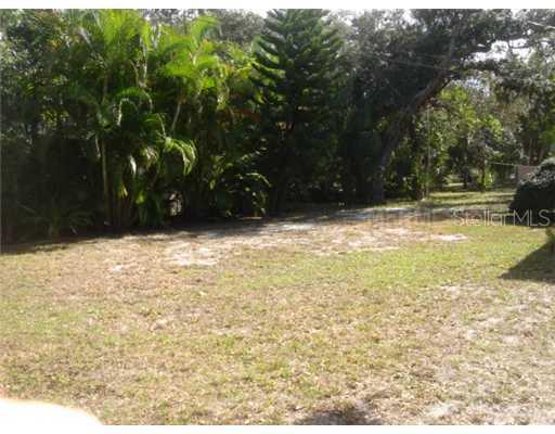 831 Laguna Dr., Venice, FL 34285