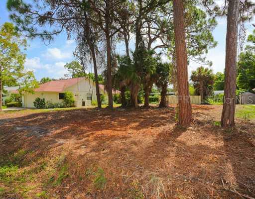 Circle Dr., Venice, FL 34285
