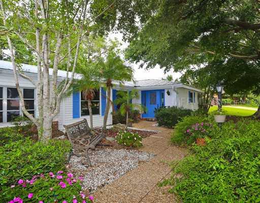 226 Van Gogh Dr., Osprey, FL 34229