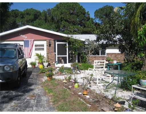 1600 Rossanne Pl., Englewood, FL 34223